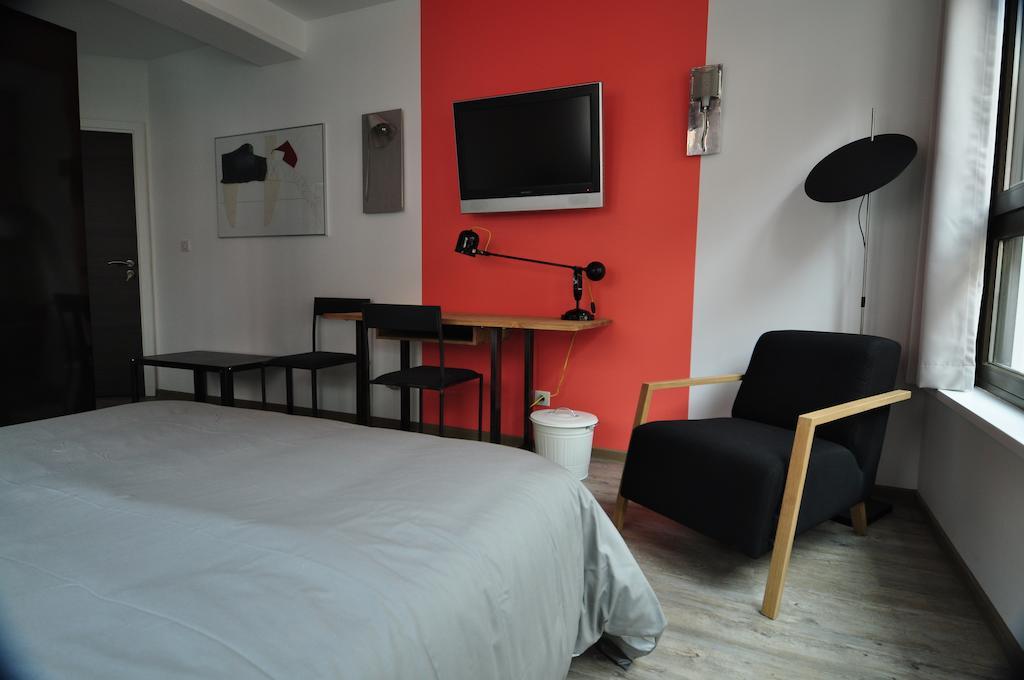 Maison Mondrian Mulhouse Room photo